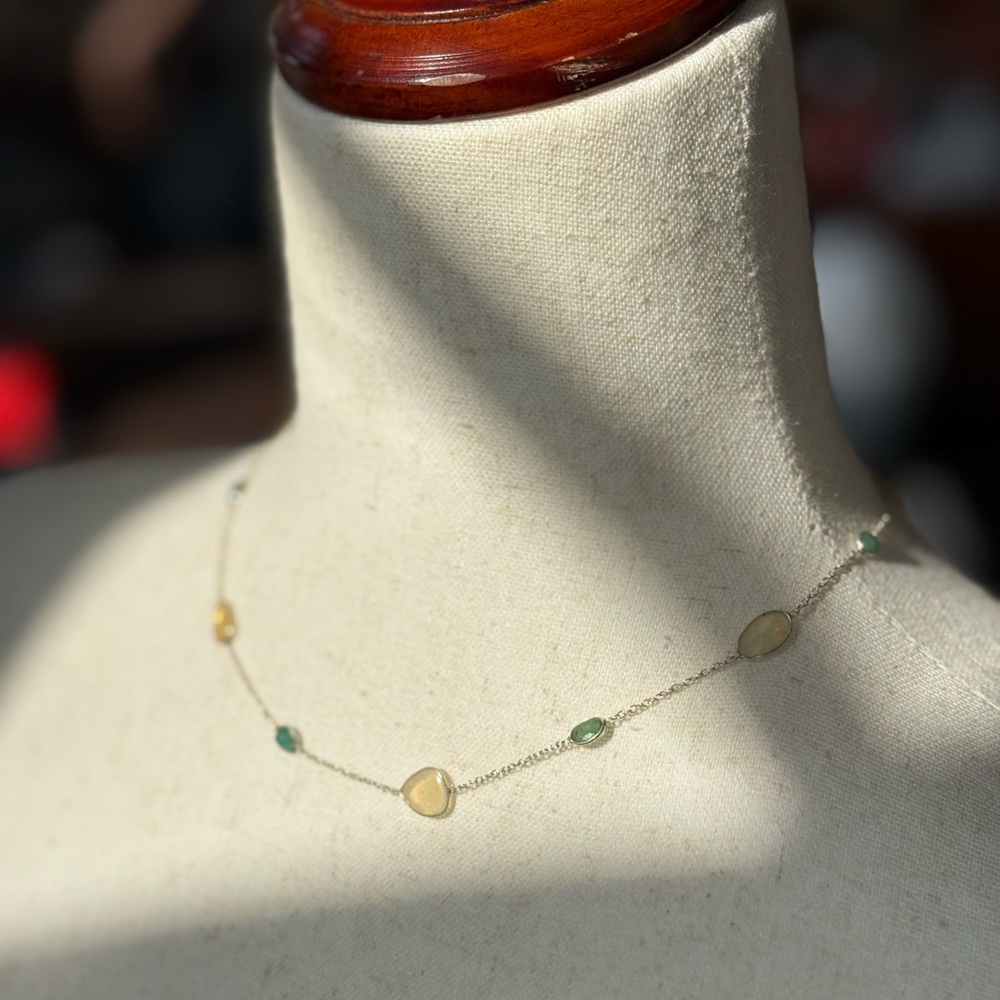 Elegant Gold and Green Necklace
